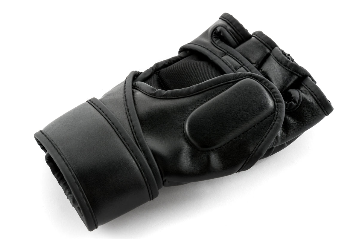 UHK-69153 7oz MMA Grappling Gloves