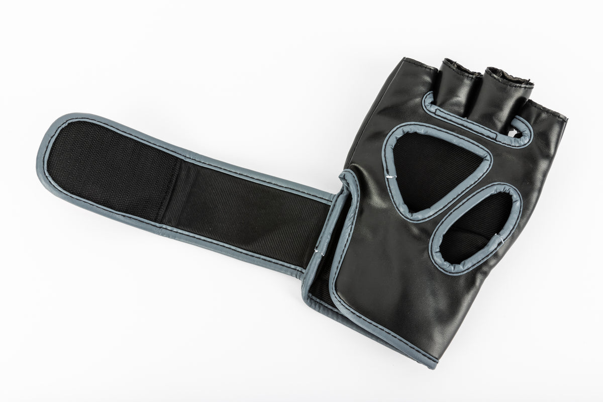 UHK-82515 Core MMA Gloves