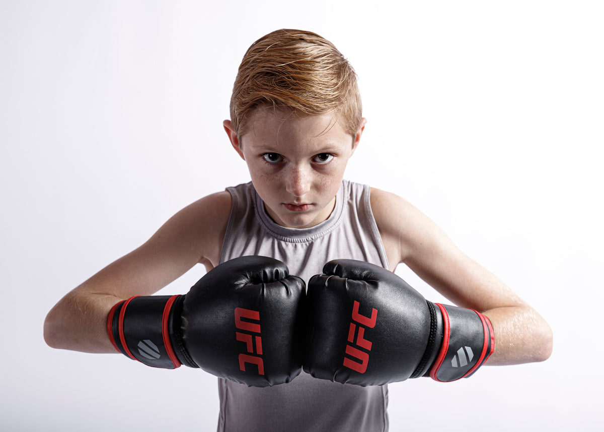 UHK-75689 Youth Training Combo Set