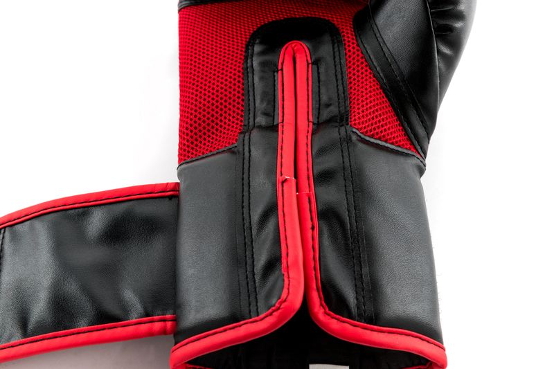 UHK-75124 Vanquish Training Gloves