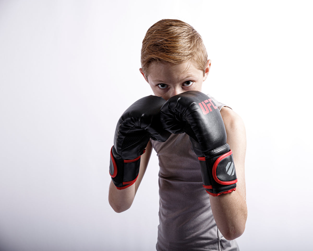 UHK-75689 Youth Training Combo Set